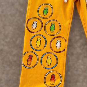 Pantalon de survêtement jaune pour homme, taille élastique avec cordon de serrage, style décontracté streetwear, en coton mi-lourd, imprimé motif devant, coupe droite - Product Image 2