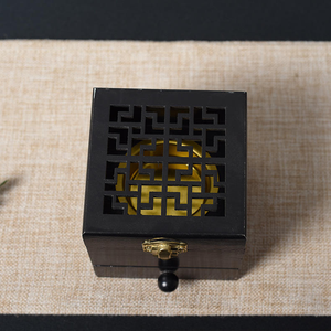 Caja de Incienso Cuadrada de Madera Hueca para el Hogar, Quemador de Incienso de Pino Antiguo, Caja de Aromaterapia para Agarwood y Sándalo, ¡Gran Oferta! - Product Image 4