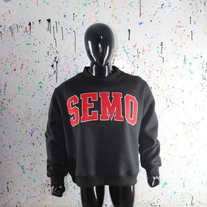 Sudadera SEMO BLACK con Cuello Alto, 100% Rojo, Apliques Bordados, Cuello Ancho, URBAN PRODUCTIONS - Product Image 6