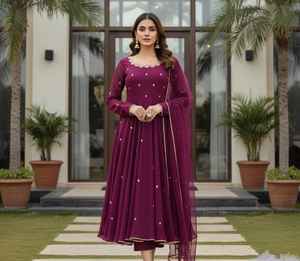 Robe de soirée noire de style indien pakistanais avec dupatta et kameez pour mariage - Product Image 4