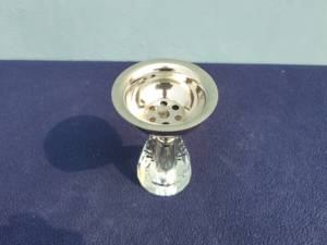 Quemador de Bakhoor de Metal Plateado con Base de Cristal, Porta Incienso Árabe, Difusor de Aromaterapia Mukhbar - Product Image 3