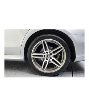 Mercedes-Benz <span class=keywords><strong>Classe</strong></span> E E300 4MATIC <span class=keywords><strong>AMG</strong></span> <span class=keywords><strong>Line</strong></span> <span class=keywords><strong>2020</strong></span>, 42 918 km, Boîte Automatique, Sièges en Cuir, Émissions Euro V, Conduite à Gauche, Propulsion Arrière - Product Image 5