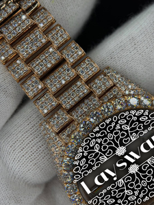 Reloj de pulsera analógico de acero inoxidable con moissanita VVS en tono oro rosa, el más vendido, que pasa la prueba del diamante, estilo hip hop, elegante y vintage. - Product Image 3
