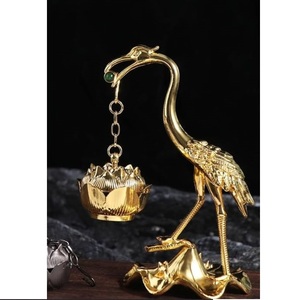 Quemador de Incienso con Acabado Dorado de Diseño Personalizado, Estilo Único, Quemador de Bakhoor Aromático, Hecho a Mano, Decorativo, para Uso en el Hogar y Hoteles - Product Image 1