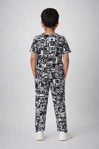Vêtements pour enfants de marque, vêtements pour garçons, ensemble t-shirt et pantalon assortis à imprimé graphique noir et blanc stylé - Product Image 3