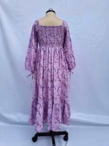 Vestido de Algodón con Estampado Floral Lavanda para Mujer, Cuello Cuadrado, Manga Abullonada, Dobladillo con Volantes, Vestido Informal para Uso Diario - Product Image 5