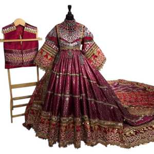 Nouvelle Robe de Soirée en Velours à Manches Cloche Longues Brodé, Col Bijou, Broderie Main, Longueur Ras du Sol, Robes Décontractées - Product Image 1