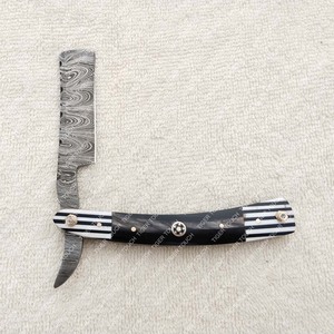 Navaja de afeitar medieval profesional con mango de cuerno y madera para barbería y salón, modelo TT-5522 - Product Image 4