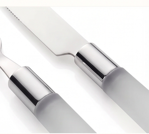Ensemble de couverts minimalistes en métal avec manches en plastique, compatibles lave-vaisselle, pour le camping, l'hôtellerie et la cuisine - Product Image 2