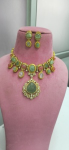Conjunto de collar de calidad premium, perfecto para fiestas, bodas, ocasiones festivas, ligero, hermoso, único, diseño clásico. - Product Image 2
