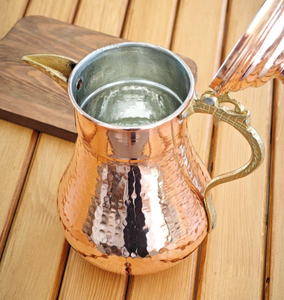 Carafe à eau en cuivre pur au design martelé, poignée en laiton, capacité 500-1000 ml, style classique pour la cuisine et la table - Product Image 5