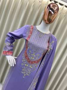 Ensemble élégant de vêtements de créateur : haut brodé à col bateau et pantalon palazzo, tenue ethnique de qualité supérieure pour occasions festives et mariages, pour femmes. - Product Image 6