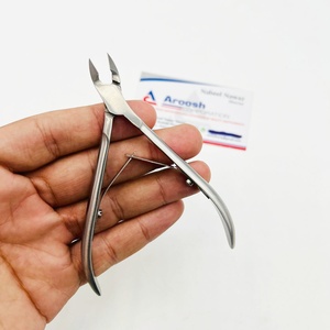 New Arrival Best Quality Curved Stainless Steel Cuticle Nipper Wide Jaw Opening Professional Nail Clipper for Thick Nails Gift - Product Image 1