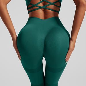 Nouvel ensemble de sport 2 pièces sans coutures tendance : soutien-gorge de sport à bretelles croisées dans le dos et leggings de fitness taille haute pour femme – Tenue de sport et de gym - Product Image 4