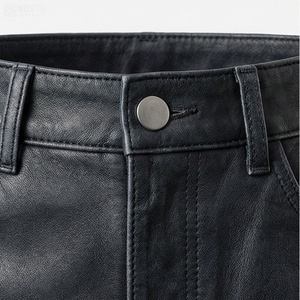 Falda lápiz de cintura alta de piel sintética para mujer, hasta la rodilla, de color sólido con abertura frontal, para todas las estaciones. - Product Image 4