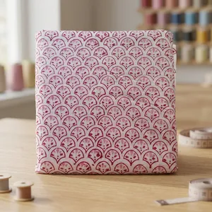 Main Bloc Coton Tissu Mughal Imprimer Coton Tissu À Coudre Tissu pour Robes Coussin Couette et Artisanat en Prix de Gros - Product Image 2