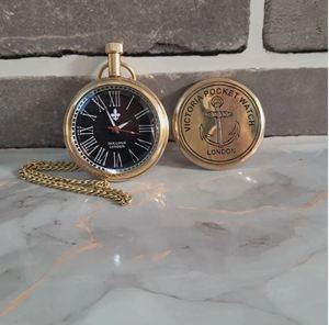 Montre de poche vintage en laiton avec médaillon en verre, chaîne ronde, horloge émaillée faite à la main, cadeau, logo personnalisé - Product Image 6