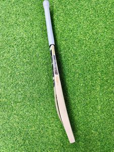 ไม้คริกเก็ต SS PLAYERS GRADE ENGLISH WILLOW แบบด้ามสั้น - Product Image 4