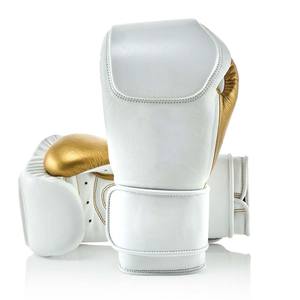 Gants de boxe en cuir en gros pour la salle de sport Sac lourd Entraînement de frappe Conception personnalisée avec service OEM Gants respirants - Product Image 3