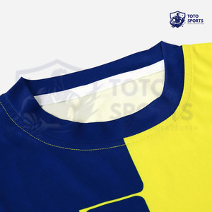 Vêtements de sport de haute qualité, performance supérieure, tissu polyester léger, doux et respirant, meilleur service, design personnalisé, uniforme de football - Product Image 3