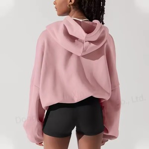 Conjunto Deportivo de 2 Piezas para Mujer, Otoño-Invierno, con Capucha y Logotipo Frontal - Product Image 2