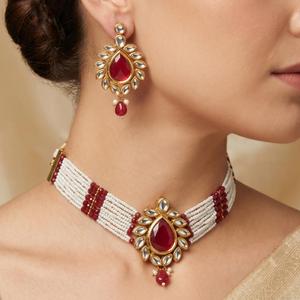 Juego de Joyería Fina NS109 Verde, Chapado en Oro, con Kundan y Cuentas, Collar y Aretes para Ocasiones Nupciales - Product Image 1