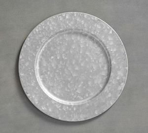 Plato de metal repujado decorativo para mesa de comedor, ideal para bodas, banquetes y decoración de eventos de lujo. - Product Image 2