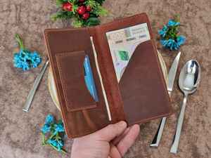 Tarjetero de Cuero Genuino Hecho a Mano, Clásico y de Lujo, con Logotipo Personalizado, Resistente al Agua, para Restaurantes y Hoteles - Product Image 5