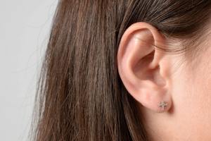 Elegantes Pendientes de Cruz con Diamantes en Oro de 14K, Cultivados en Laboratorio, Joyería Religiosa Minimalista, Regalo Cristiano para Mujer, Uso Diario - Product Image 5