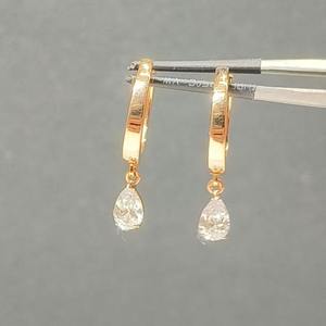 Pendientes de Aro con Diamantes Cultivados en Laboratorio de 0.80ct en Forma de Pera, Oro de 14K, Pendientes Elegantes y Minimalistas, Regalo para Mujer, Joyería para Fiesta - Product Image 1