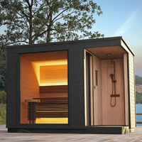 Sauna extérieur moderne de grande taille, design intérieur-extérieur, combinaison sauna-douche en bois