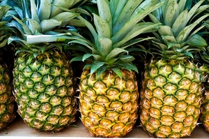 [HIGH QUALITY] Dried Pineapple Bulk Pack Sweet Syrup Chewy Fruit Slice Snack <b>for</b> Beverage Garnishing Dessert Decor Vietnam - Product Image 3