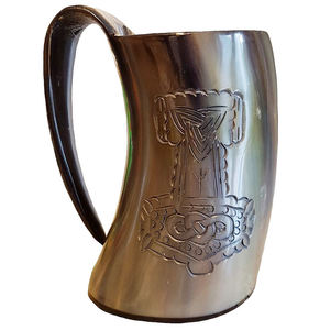 Mugs et cornes à boire magnifiquement sculptés sur mesure, cornes à boire et cornes à souffler pour les magasins d'articles artisanaux vikings et les magasins de cidre fort. - Product Image 6