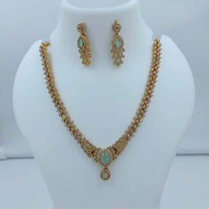 Ensemble de bijoux raffinés JeweleMarket 10575665DGR, magnifique collier en pierres de cristal et zircon autrichien, pour mariage ou cadeau - Product Image 3