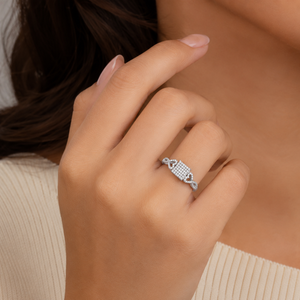 Bague à grappe de diamants ronds véritables de 0,50 TCW en or blanc 10 carats |   Bague de mariage carrée sertie de pierres pour femme, bijou élégant, cadeau raffiné - Product Image 2