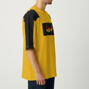 T-shirt Oversize Homme en Coton Premium Épais Streetwear Coupe Décontractée Épaules Tombantes Mode Décontractée Vente en Gros OEM ODM - Product Image 6