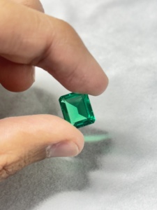 Venta al por Mayor de Piedras Preciosas Nano Verdes Sueltas, Tamaños de 1.0mm a 1.5mm, Efecto Ojo de Gato, Corte Brillante Redondo, Sintéticas, para la Fabricación de Joyas - Product Image 6