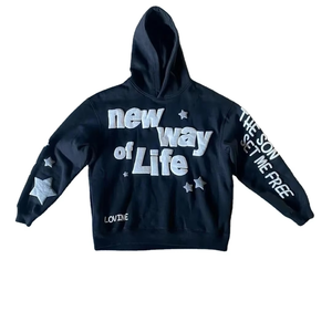 Sweat-shirt à capuche pour homme New Way Of Life, imprimé en relief, style streetwear oversize, en coton tricoté, avec motif étoiles et texte. - Product Image 1