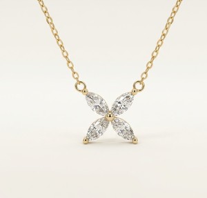 Pendentif en or massif 14 carats avec diamant de laboratoire taille marquise, style romantique pour femme, forme de fleur à quatre feuilles avec 4 pierres latérales - Product Image 1