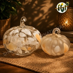 Bols à soupe en verre soufflé à la main en forme de citrouille avec poignée - Pot à bonbons d'automne - Thanksgiving - Product Image 3