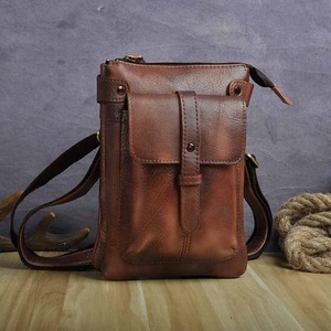 Simple Design Waterproof Lightweight Genuine Leather Unisex Crossbody Messenger Bag Sustainable Eco-Friendly Logo 3L Capacity - Product Image 3