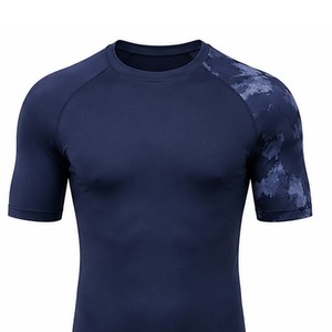 T-shirt de sport pour homme, léger, à séchage rapide, extensible, respirant, pour l'entraînement, vêtements de sport, logo personnalisé, fabricant sur mesure - Product Image 5