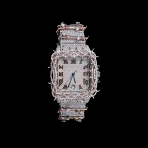 Montre en diamant moissanite sur mesure au design unique pour hommes et femmes, montre-bracelet de luxe disponible en qualité et prix d'exportation - Product Image 1