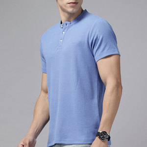 T-shirt à col montant en tricot bleu pour homme, coupe classique, couleur unie, avec logo personnalisé imprimé - Product Image 2