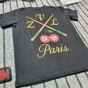 Camiseta 100% algodón para hombre, corte holgado, estampada en naranja, camiseta extragrande para hombre con estampado de logotipo pequeño en el pecho, cuello redondo informal y cómodo. - Product Image 3