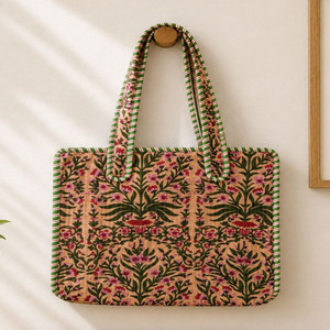 Sac fourre-tout matelassé en coton, imprimé artisanal Jaipur, durable et éco-responsable, idéal pour le bureau, les voyages, le shopping et l'usage quotidien, avec fermeture éclair robuste. - Product Image 4