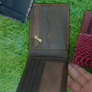 Executive Vibrant Color Genuine Leather Bifold <b>Wallet</b> with Embossed Print and Zipper <b>Coin</b> Pocket Professional Stylish Design - Product Image 6