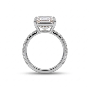 Anillo de compromiso con diamante de corte esmeralda para mujer, clásico, con banda pavé de cuatro puntas, solitario, de plata, para mujer, fino. - Product Image 1