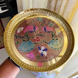 Assiette décorative orientale faite à la main, ronde, en métal, peinte à la main, motif floral d'oiseaux, cadre doré, cadeau artistique - Product Image 1