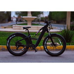 Mountain Bike elettrica nera da 26 pollici - Product Image 3